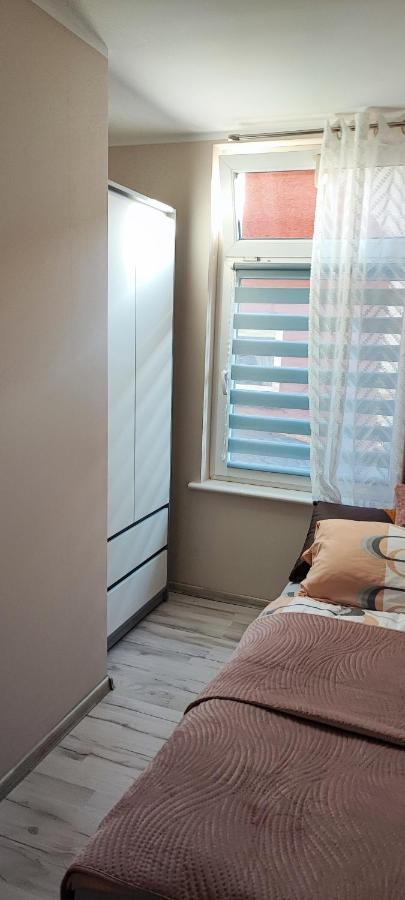 Pokoje U Marioli Apartamento Łeba Exterior foto